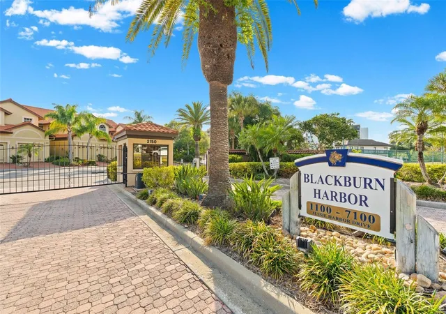Homes for sale in Osprey, FL | 6100 Jessie Harbor Dr #202, Osprey, FL 34229 | MLS# A4690969