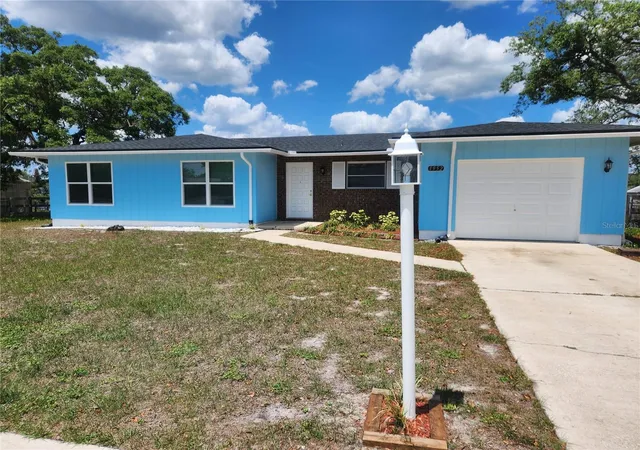 Photo 1 of Single family home for sale at 1952 English Dr, Deltona, FL 32738 | MLS# O6401394 | Listing updated on 2026-08-31