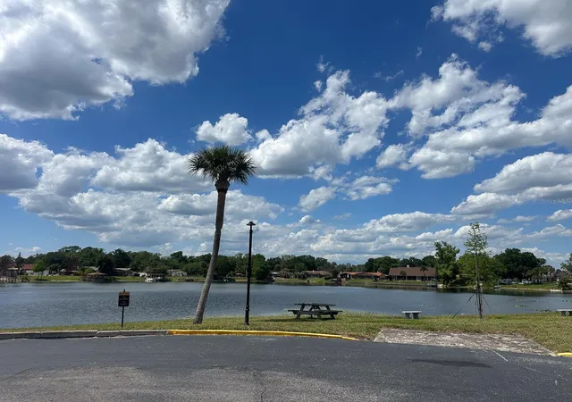 3rd image of 922 Lake Destiny Rd #H, Altamonte Springs, FL 32714 | MLS# S5148414