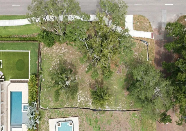 1st image of 40th Avenue N, Saint Petersburg, FL 33703 | MLS# TB8500663