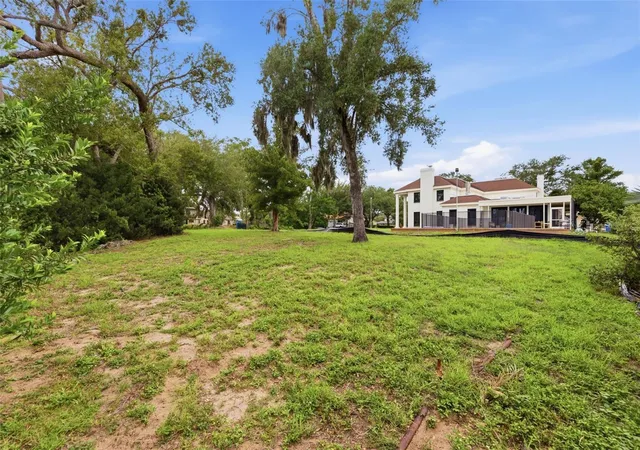 2nd image of 40th Avenue N, Saint Petersburg, FL 33703 | MLS# TB8500663