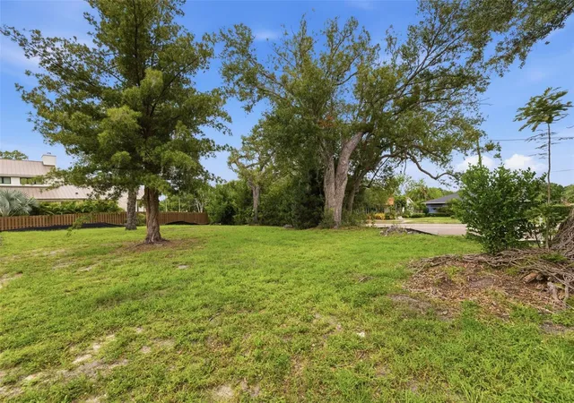 4th image of 40th Avenue N, Saint Petersburg, FL 33703 | MLS# TB8500663