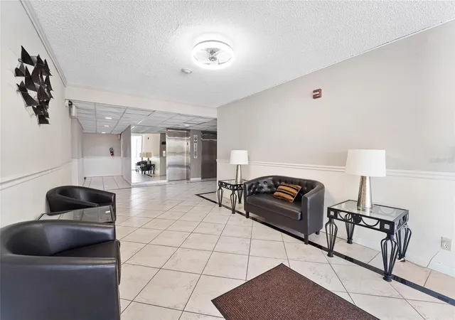 Homes for sale in Belleair, FL | 220 Belleview Boulevard, Belleair, FL 33756 | Houzeo