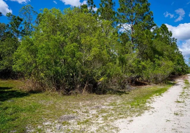4th image of 3770 Balsam Ct, Ormond Beach, FL 32174 | MLS# V4948665