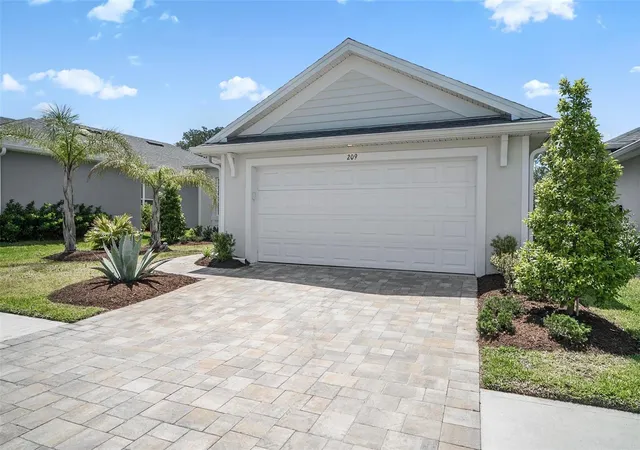 3rd image of 209 Hawthorn Ave, Palm Coast, FL 32164 | MLS# FC317968