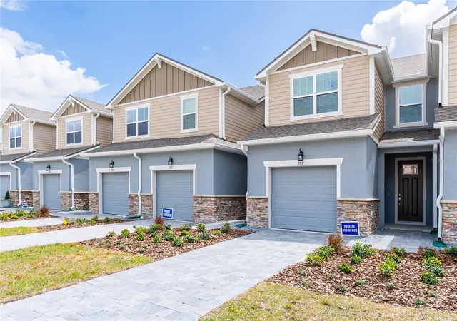 2nd image of 987 Spring Palms Loop, Orlando, FL 32828 | MLS# O6401418