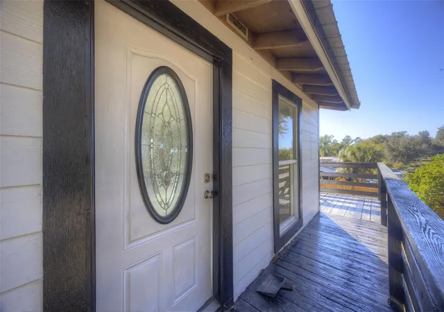 Photo 3 of Single family home for sale at 805 E Mcdonald Rd, Plant City, FL 33567 | MLS# TB8500685 | Listing updated on 2026-10-05
