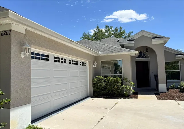 Homes for sale in Lakewood Ranch, FL | 6207 Tupelo Trl, Lakewood Ranch, FL 34202 | MLS# A4691001