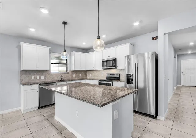3rd image of 16033 Beachberry Dr, North Fort Myers, FL 33917 | MLS# O6401451