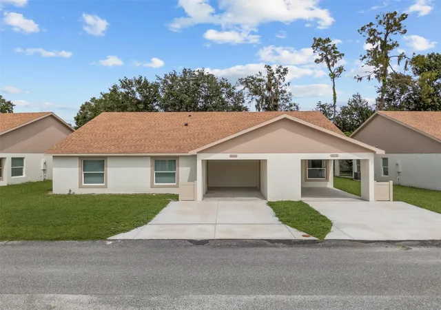 Homes for sale in Mulberry, FL | 4078 Oak Loop, Mulberry, FL 33860 | MLS# L4961321