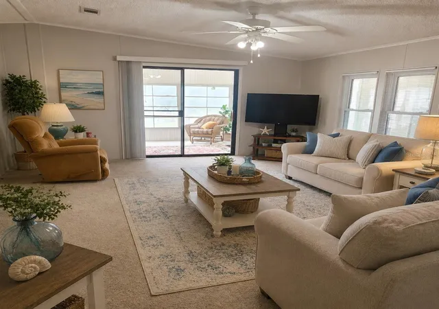 Photo 4 of Manufactured home for sale at 6114 Grand Oaks Dr SE, Winter Haven, FL 33884 | MLS# L4961323 | Listing updated on 2026-09-05