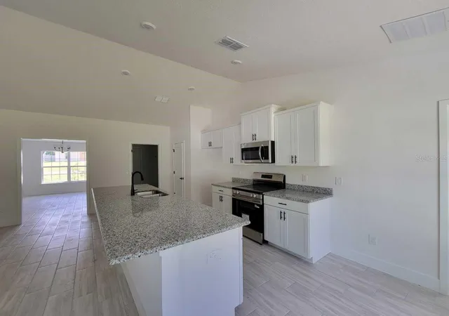 Photo 3 of Single family home for sale at 14578 Sw 69th Court Rd, Ocala, FL 34473 | MLS# OM723309 | Listing updated on 2026-09-21