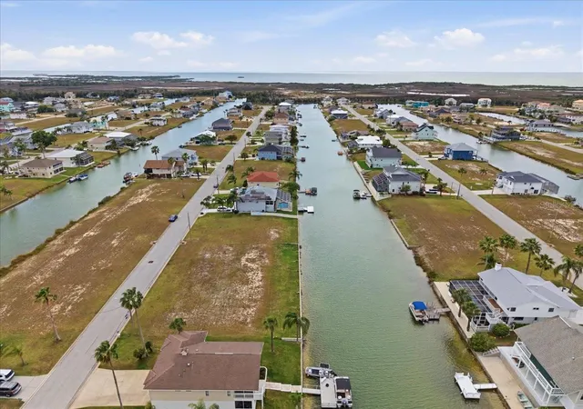 Homes for sale in Hernando Beach, FL | 4041 Triggerfish Dr, Hernando Beach, FL 34607 | MLS# TB8500713