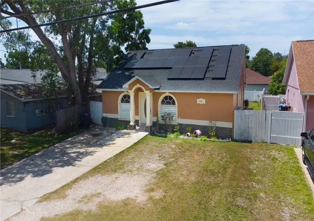 Photo 3 of Single family home for sale at 6914 N Himes Ave, Tampa, FL 33614 | MLS# TB8500716 | Listing updated on 2026-06-27