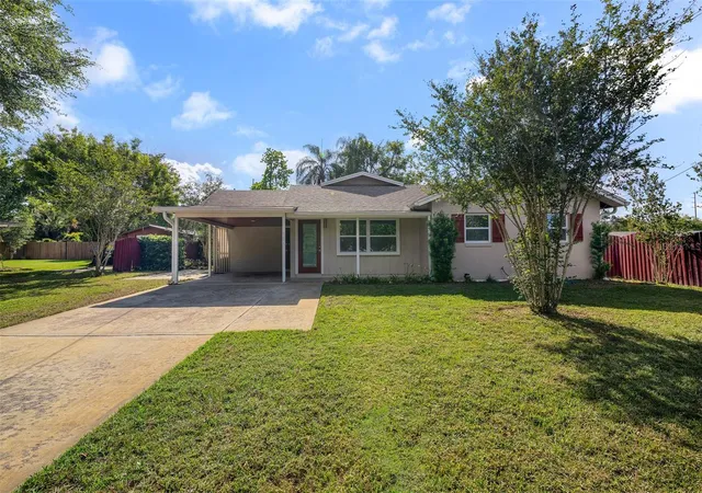 Photo 1 of Single family home for sale at 525 Ololu Dr, Winter Park, FL 32789 | MLS# S5148431 | Listing updated on 2026-09-26