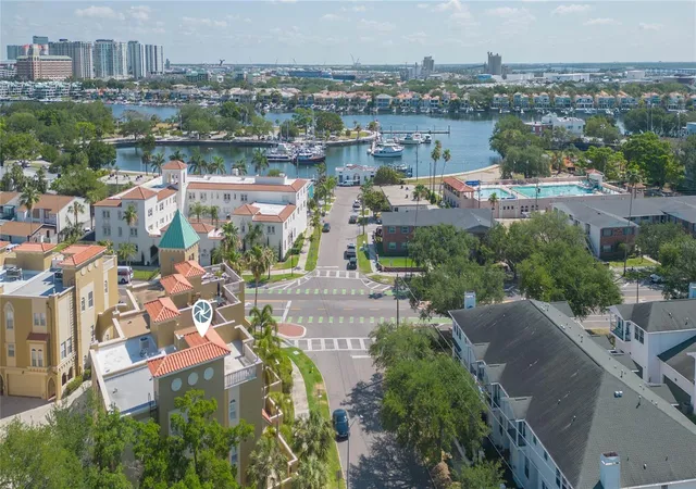 Photo 1 of Townhouse for sale at 114 E Davis Blvd #13, Tampa, FL 33606 | MLS# TB8500751 | Listing updated on 2026-09-22