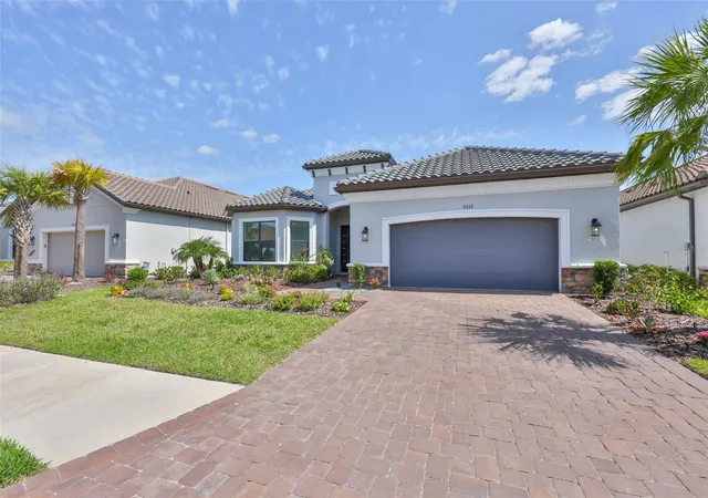 3rd image of 5512 Caserta Ct, Palmetto, FL 34221 | MLS# TB8500770
