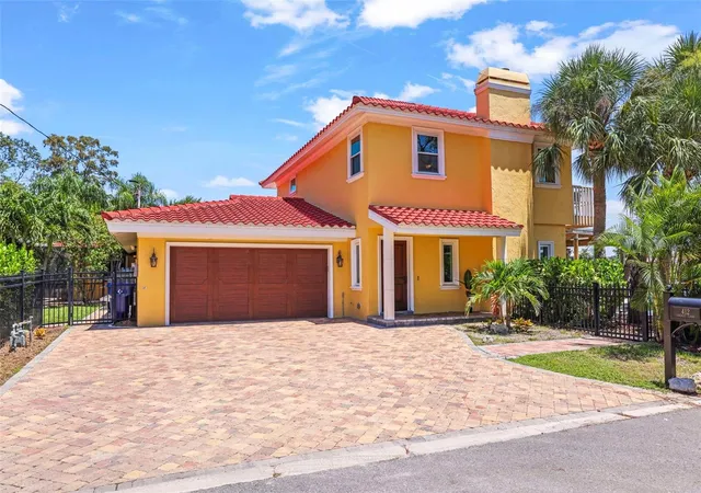4th image of 412 Orchid Ln, Palm Harbor, FL 34683 | MLS# TB8500780
