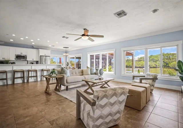 5th image of 412 Orchid Ln, Palm Harbor, FL 34683 | MLS# TB8500780