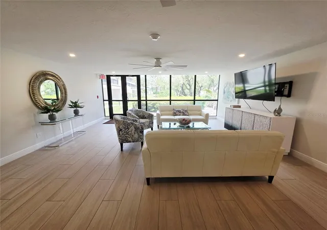Listing Photo 2 - Condo for sale in building located at 6266 Midnight Pass Rd, SARASOTA, FL 34242 - Unit #404