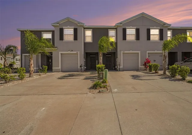 2nd image of 16180 Glowing Grove Ave, Odessa, FL 33556 | MLS# W7885111