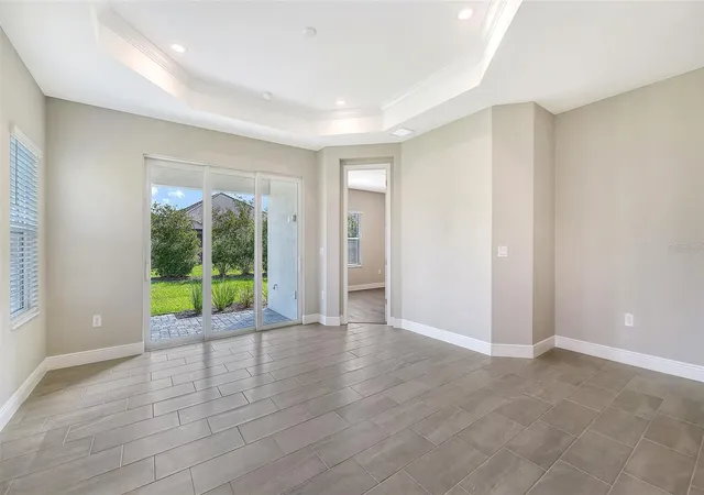 Photo 4 of Sale Pending at 2316 Blue Mahoe Ln, Sarasota, FL 34240 | MLS# A4691035 | Listing updated on 2026-09-03