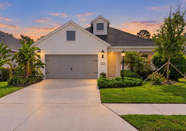 Photo 1 of Single family home for sale at 7526 Ridgelake Cir, Bradenton, FL 34203 | MLS# A4691043 | Listing updated on 2026-10-06