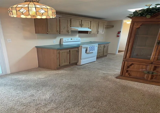 3rd image of 29168 Crawford Ave, Punta Gorda, FL 33982 | MLS# C7525236