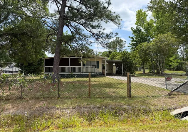 Photo 2 of Manufactured home for sale at 24138 Panther Rd, Astor, FL 32102 | MLS# G5111412 | Listing updated on 2026-09-28
