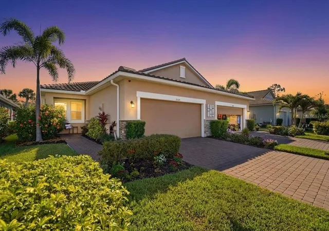 Photo 3 of Single family home for sale at 20406 Galileo Pl, Venice, FL 34293 | MLS# N6144037 | Listing updated on 2026-10-08