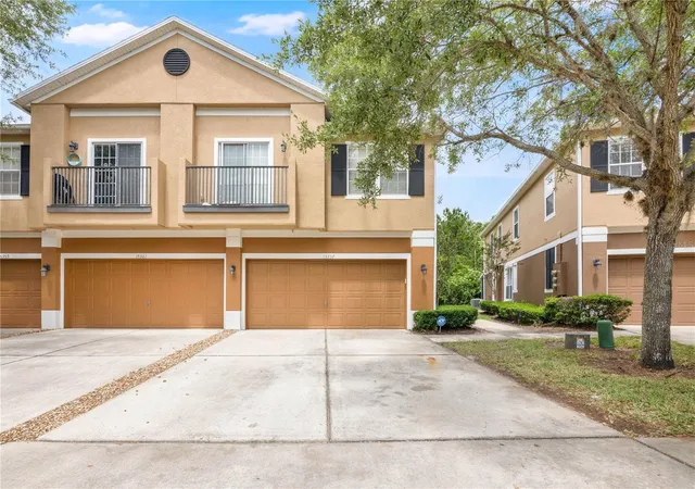 Photo 1 of Condo for sale at 15357 Oak Apple Ct #4C, Winter Garden, FL 34787 | MLS# O6401625 | Listing updated on 2026-10-06