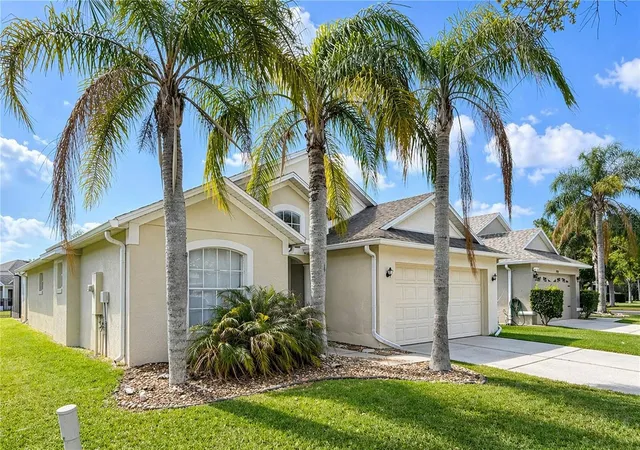 Photo 2 of Single family home for sale at 2281 Oakington St, Winter Garden, FL 34787 | MLS# S5148475 | Listing updated on 2026-08-23