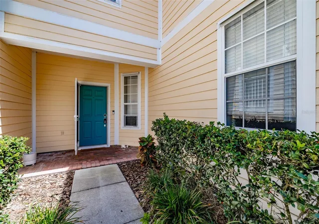 Photo 2 of Townhouse for sale at 6417 Rosefinch Ct #102, Lakewood Ranch, FL 34202 | MLS# TB8500935 | Listing updated on 2026-08-11