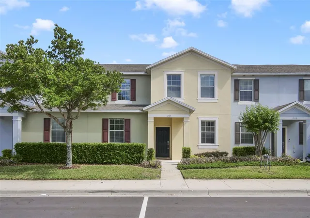Photo 1 of Townhouse for sale at 1209 Seburn Rd, Apopka, FL 32703 | MLS# O6401655 | Listing updated on 2026-07-09