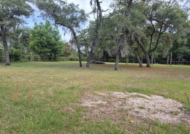 Homes for sale in Morriston, FL | 14051 Se 26Th St, Morriston, FL 32668 | MLS# OM723355