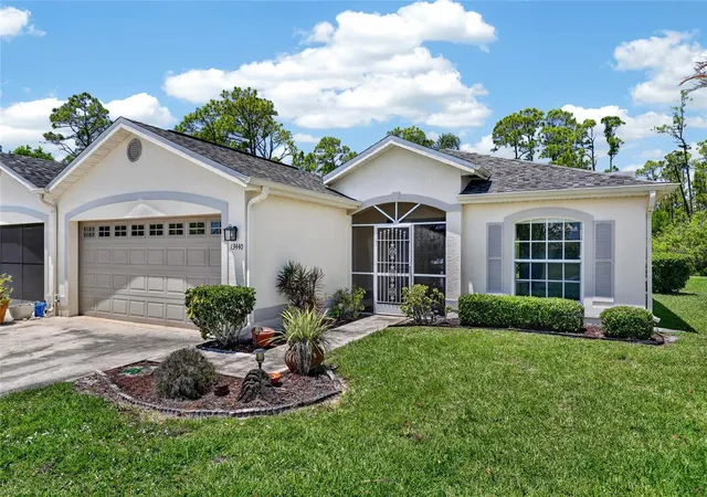 Single family home for sale at 13440 SW Pembroke Cir N, LAKE SUZY, FL 34269 | MLS# C7525249