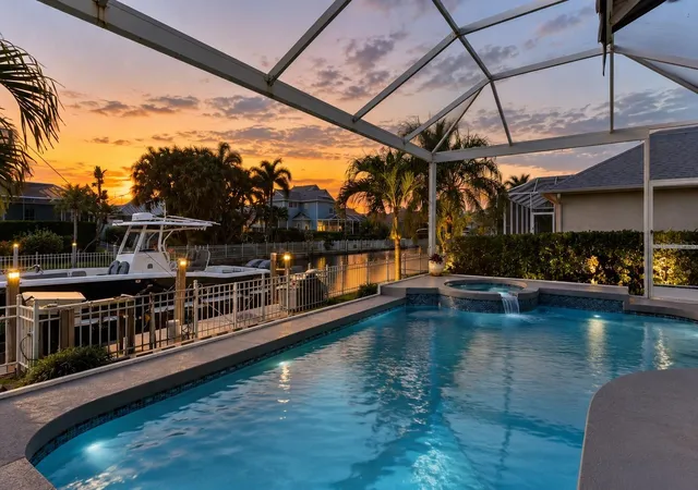 Photo 1 of Sale Pending at 4748 Compass Dr, Bradenton, FL 34208 | MLS# A4691091 | Listing updated on 2026-10-06