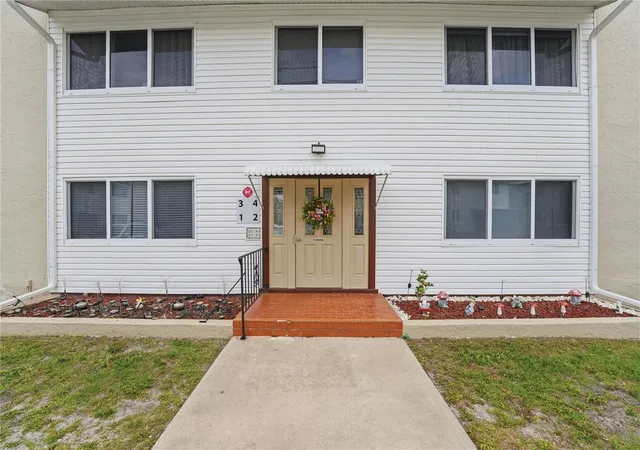2nd image of Westchester Woods, Miami, FL 33980