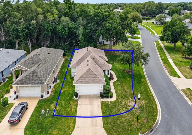 Photo 2 of Single family home for sale at 27545 Discover Ct, Leesburg, FL 34748 | MLS# G5111437 | Listing updated on 2026-06-12