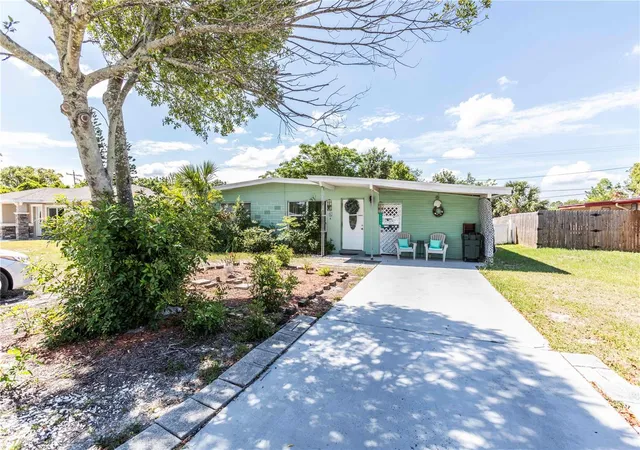 2nd image of 5344 Tangerine Dr, New Port Richey, FL 34652 | MLS# W7885124