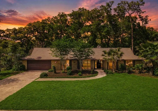 Homes for sale in Apopka, FL | 432 Burnt Tree Ln, Apopka, FL 32712 | MLS# O6401742