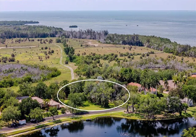4th image of 1846 Amberwynd Cir W, Palmetto, FL 34221 | MLS# A4691136