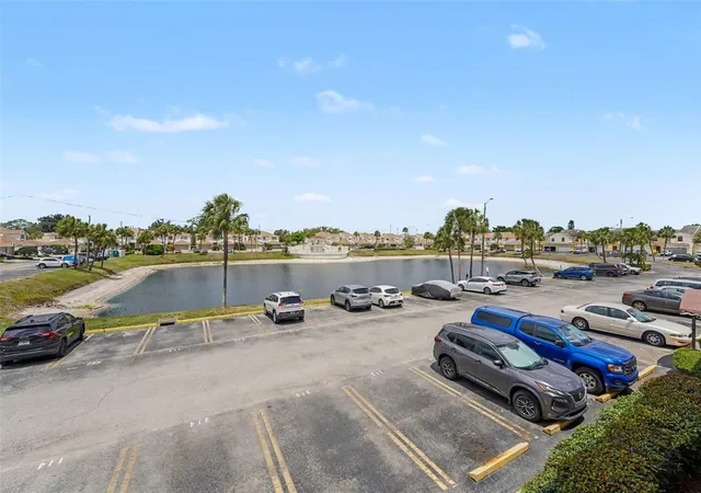 Homes for sale in Kenneth City, FL | 6400 46th Ave N #214, Kenneth City, FL 33709 | MLS# TB8501094