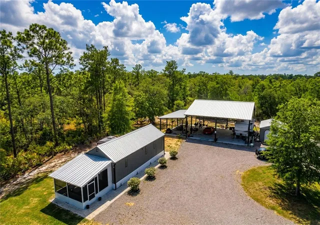 2nd image of 10388 S Suncoast Blvd, Homosassa, FL 34446 | MLS# TB8501095