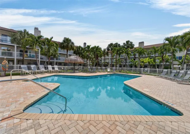 Photo 3 of Townhouse for sale at 394 Madeira Cir, St Petersburg, FL 33715 | MLS# TB8501097 | Listing updated on 2026-10-06