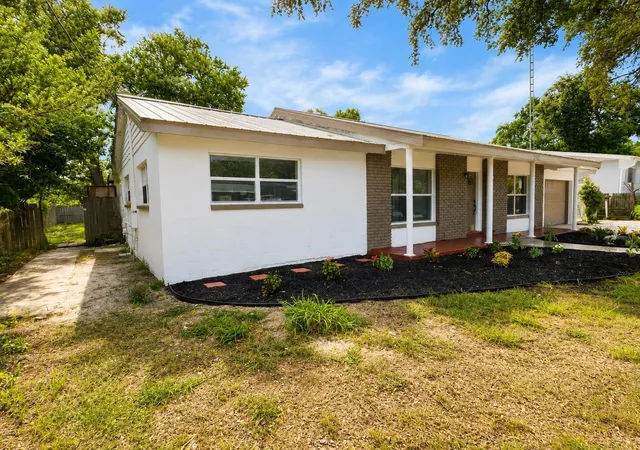 2nd image of 245 16th St Ne, Winter Haven, FL 33881 | MLS# S5148499