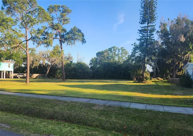 Homes for sale in Ruskin, FL | 4th Ave Sw, Ruskin, FL 33570 | MLS# TB8501104