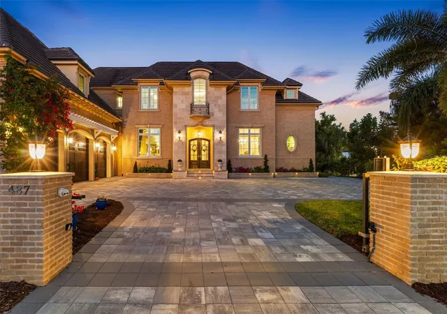 1st image of 487 Meadow Lark Dr, Sarasota, FL 34236 | MLS# TB8501123