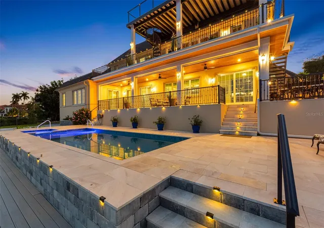 4th image of 487 Meadow Lark Dr, Sarasota, FL 34236 | MLS# TB8501123
