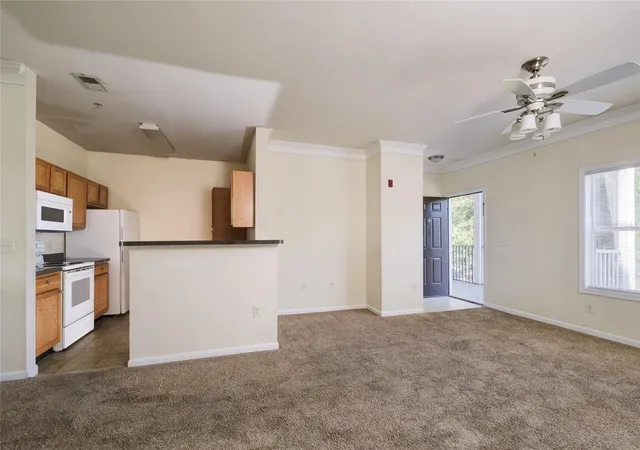 Photo 3 of Condo for sale at 4802 51st Street W #1015, Bradenton, FL 34210 | MLS# A4691150 | Listing updated on 2026-10-18